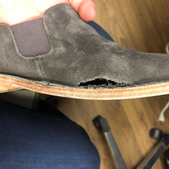 Unique Vince Slip-On Dark Grey Suede and Wooden Loafers Size: 8 - Picture 6 of 6